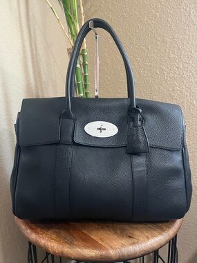 MULBERRY BLACK GRAINED LEATHER BAYSWATER